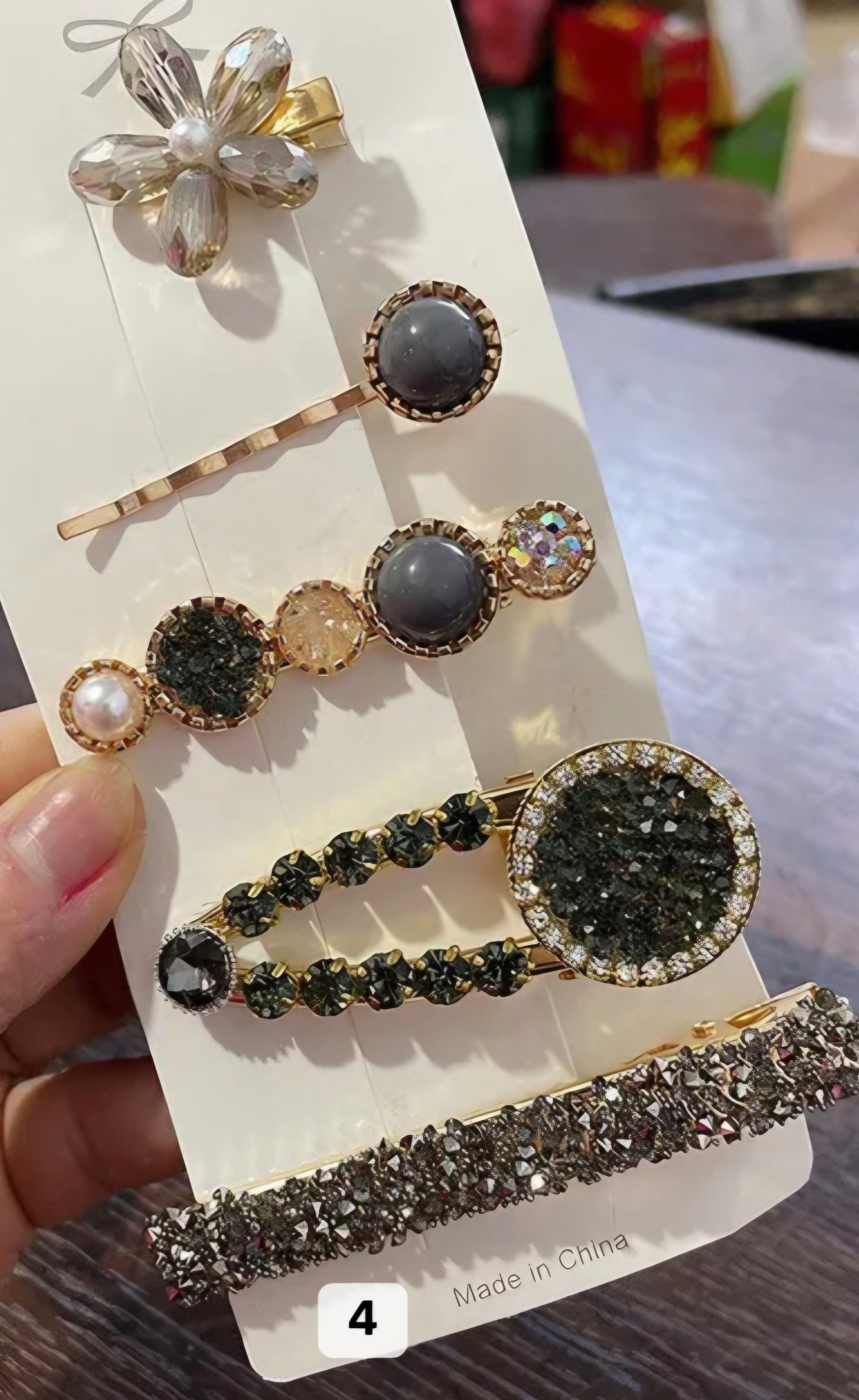 Crystal & Pearl Hair Clip Set – 4–6 Pieces, Rhinestone & Gold-Tone, Gift-Ready