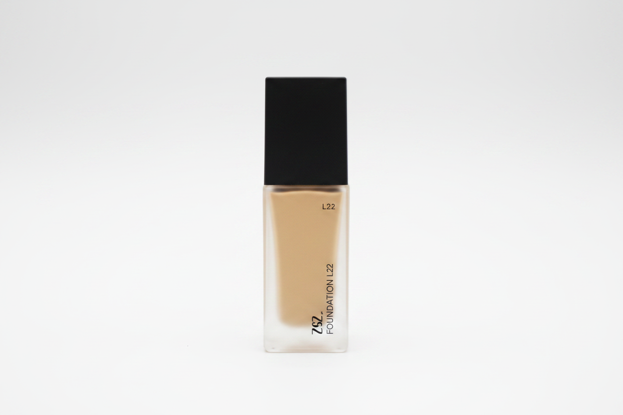 Waterproof Full Coverage Organic Foundation – 7 Shades, Lightweight, All Skin Types